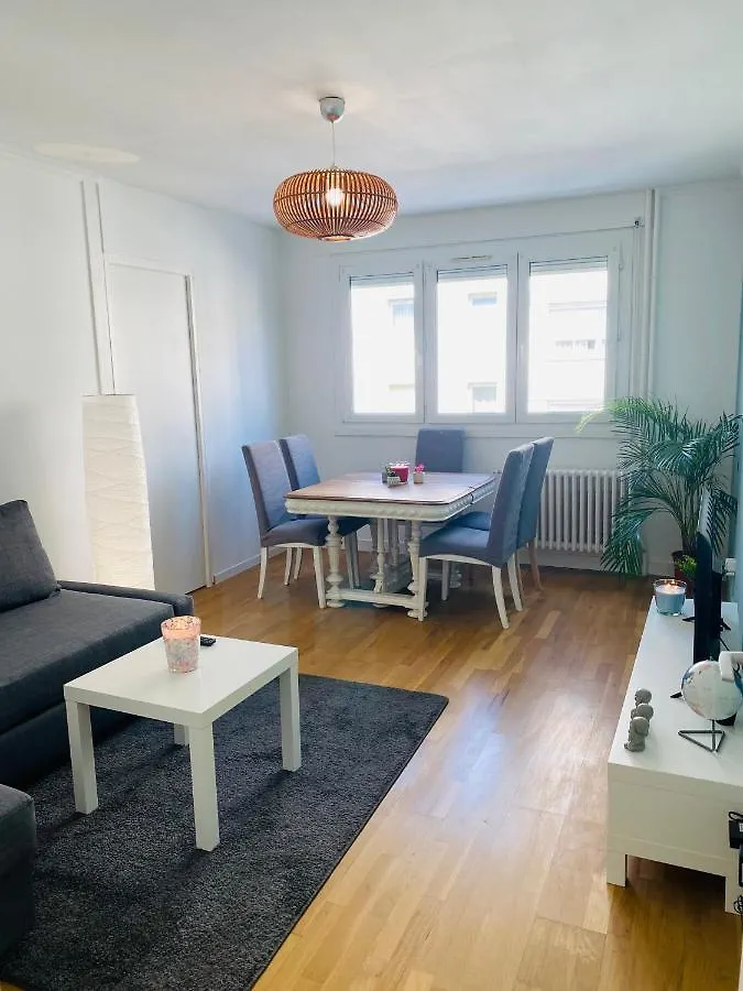 Apartment Emplacement Ideal/ Tout Confort/T4/Garage/ Calme Saint-Etienne
